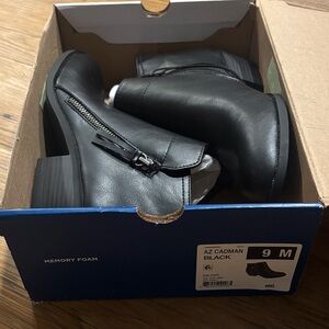 Cadman Black woman bootie Shoes